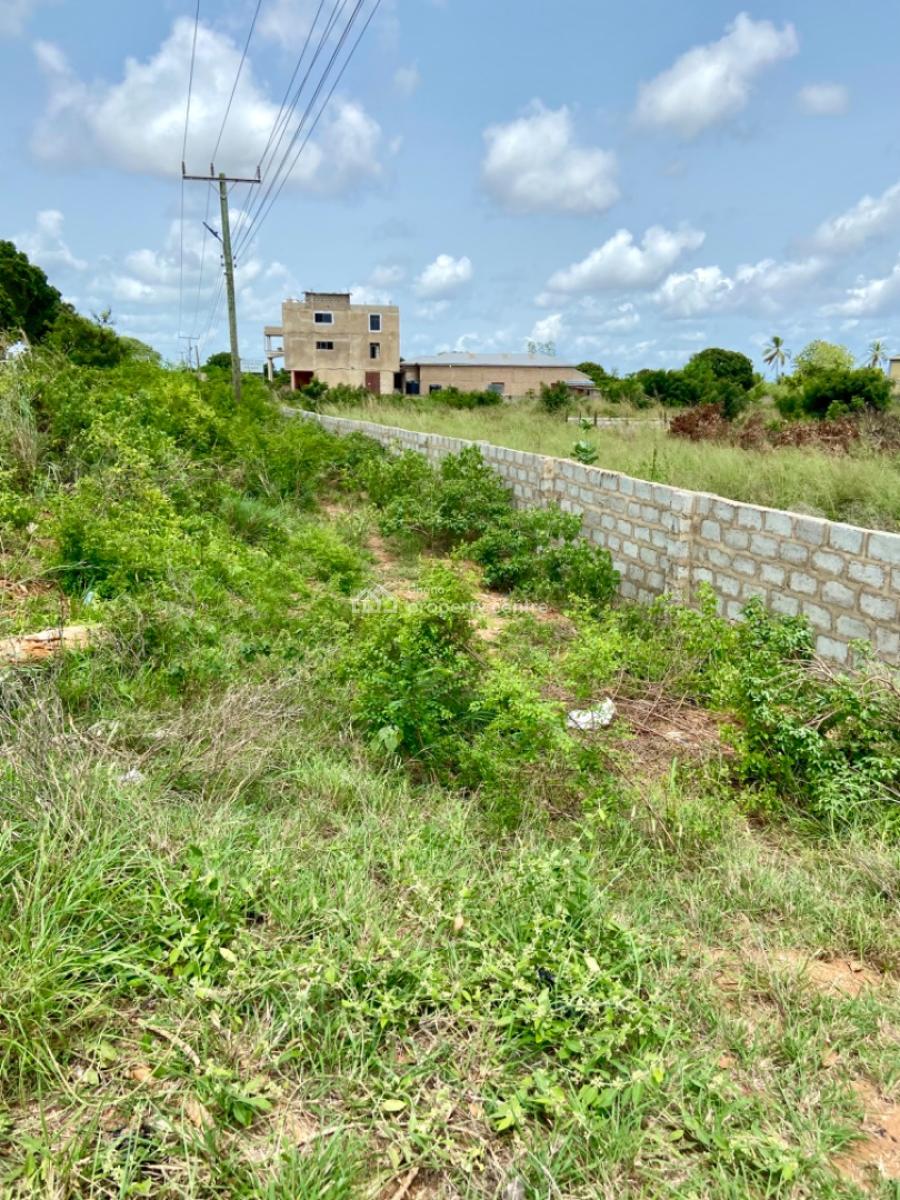 Roadside Land on Ada Kasseh Accra--aflao Highway Ghana  15 Walled Plot, Ada Kasseh, Ada Foah, Accra - Aflao Highway, Ada East, Accra, Commercial Land for Sale