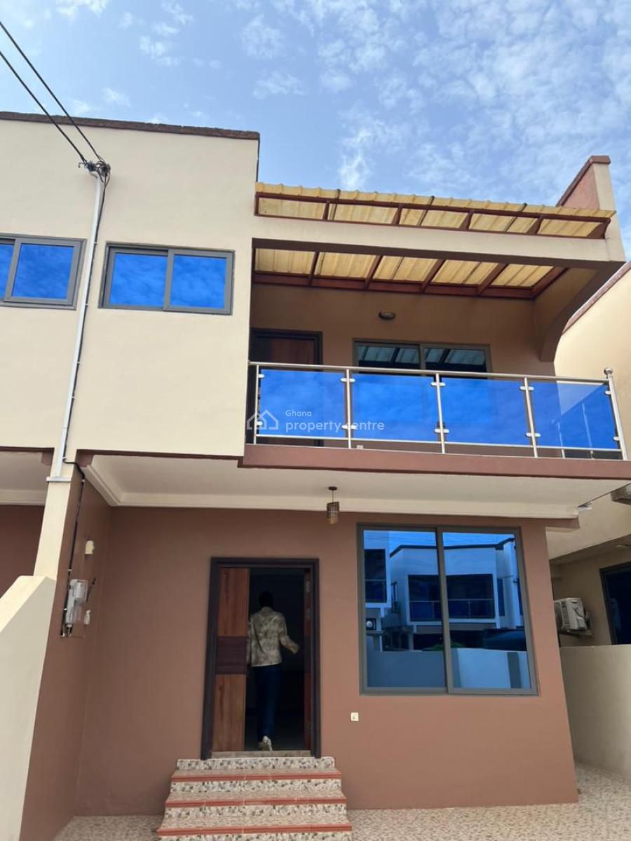 Decent 3-bedroom Semi Detached House @oyarifa:, Oyarifa, La Nkwantanang Madina Municipal, Accra, Semi-detached Duplex for Rent