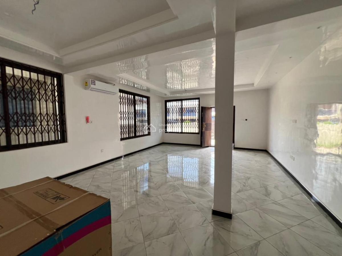 Decent 3-bedroom Semi Detached House @oyarifa:, Oyarifa, La Nkwantanang Madina Municipal, Accra, Semi-detached Duplex for Rent