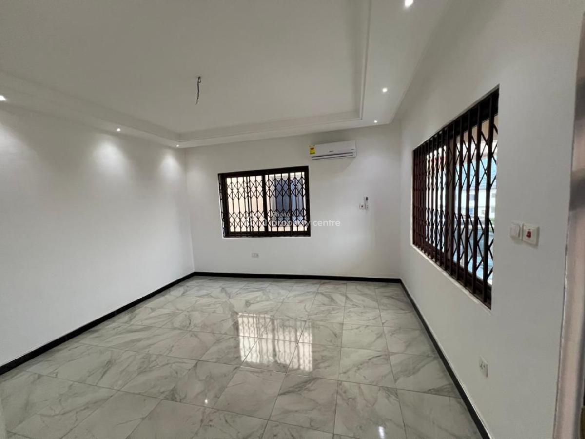 Decent 3-bedroom Semi Detached House @oyarifa:, Oyarifa, La Nkwantanang Madina Municipal, Accra, Semi-detached Duplex for Rent