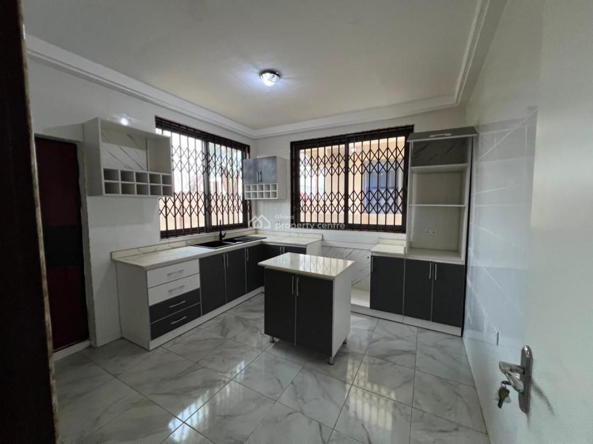 Decent 3-bedroom Semi Detached House @oyarifa:, Oyarifa, La Nkwantanang Madina Municipal, Accra, Semi-detached Duplex for Rent