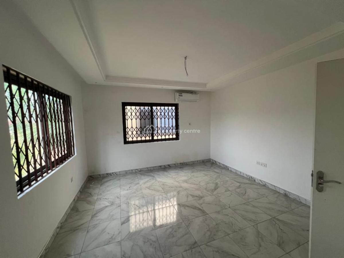 Decent 3-bedroom Semi Detached House @oyarifa:, Oyarifa, La Nkwantanang Madina Municipal, Accra, Semi-detached Duplex for Rent