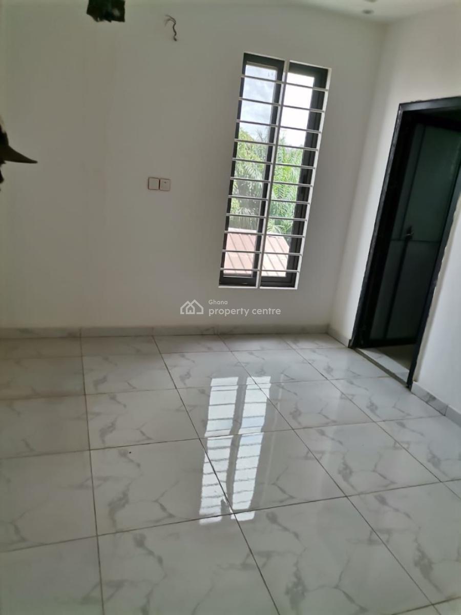 Newly Built 4-beeroom Detached House @oyarifa, Oyarifa, La Nkwantanang Madina Municipal, Accra, Detached Duplex for Rent