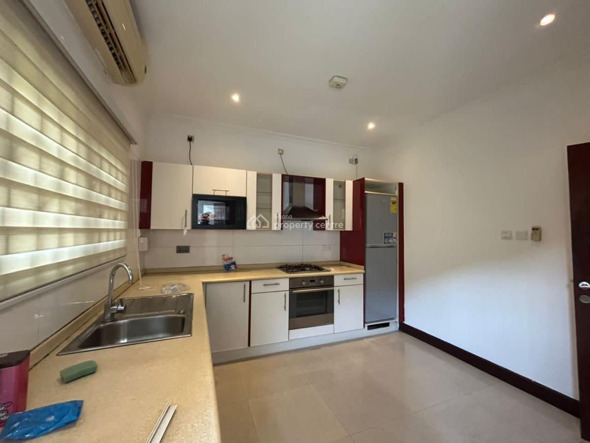 Semi Furnished 4-bedroom Townhouse, Airport Residential Area, Accra, Townhouse for Rent