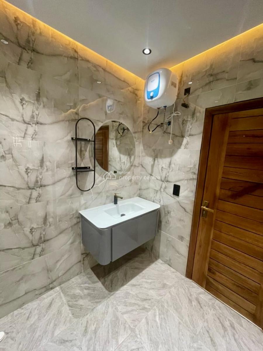 4 Bedroom House, Oyarifa, La Nkwantanang Madina Municipal, Accra, House for Sale