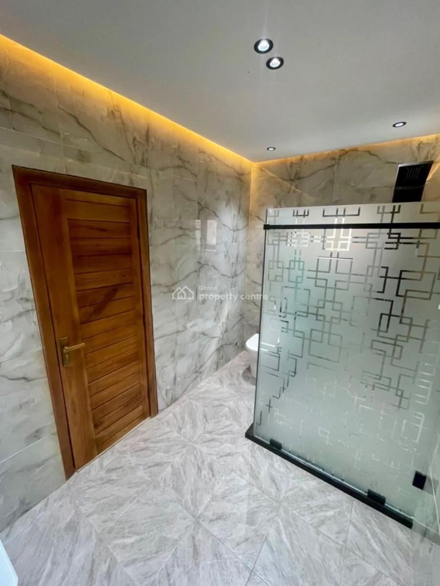 4 Bedroom House, Oyarifa, La Nkwantanang Madina Municipal, Accra, House for Sale