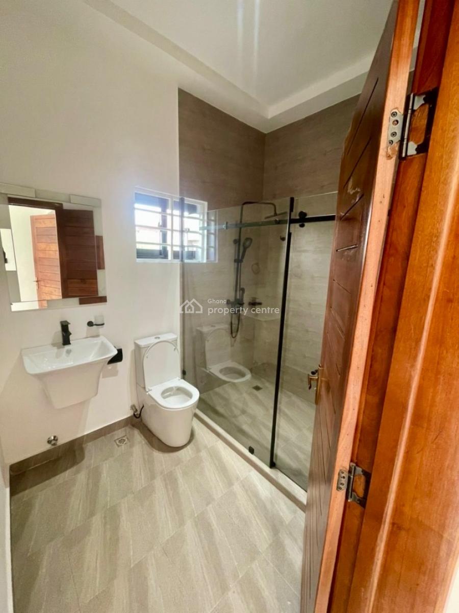 4 Bedroom House, Oyarifa, La Nkwantanang Madina Municipal, Accra, House for Sale