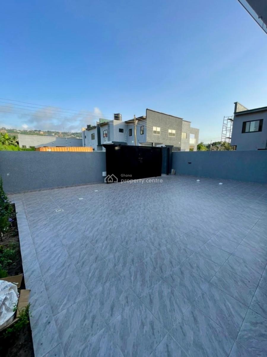 4 Bedroom House, Oyarifa, La Nkwantanang Madina Municipal, Accra, House for Sale