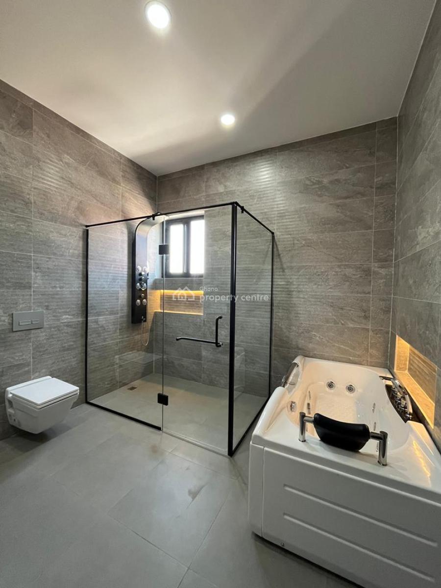 4 Bedroom House with Bq, Sakumono, Tema, Accra, Detached Duplex for Sale