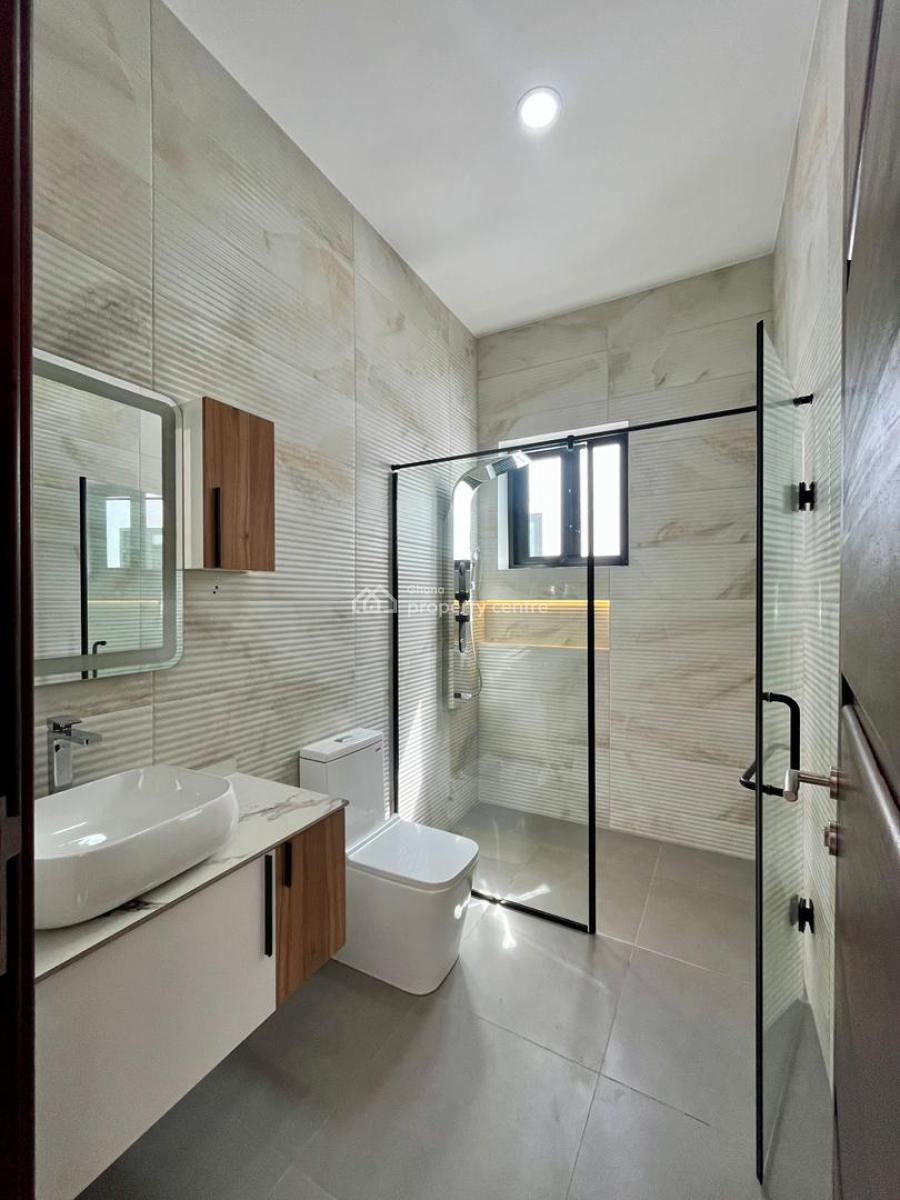 4 Bedroom House with Bq, Sakumono, Tema, Accra, Detached Duplex for Sale