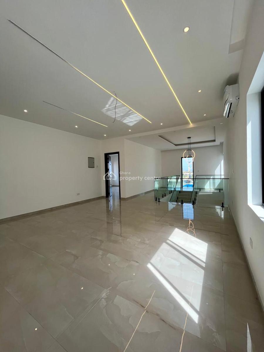 4 Bedroom House with Bq, Sakumono, Tema, Accra, Detached Duplex for Sale