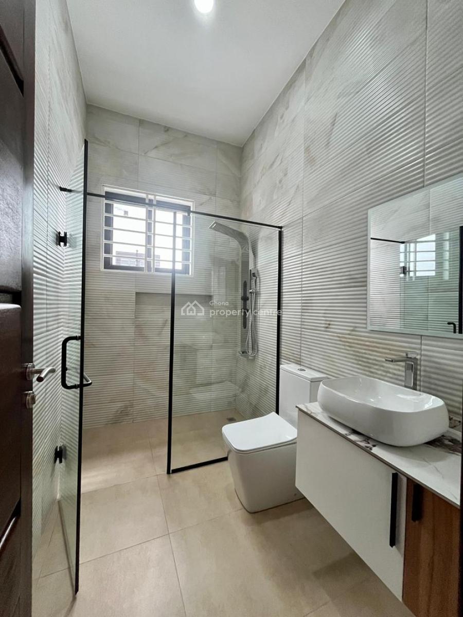 4 Bedroom House with Bq, Sakumono, Tema, Accra, Detached Duplex for Sale