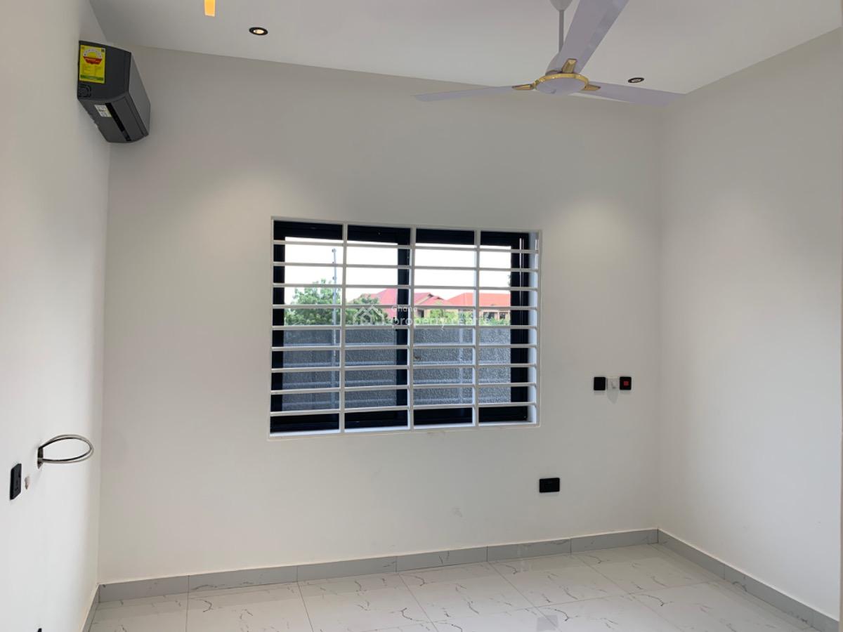 4 Bedrooms Duplex Houses, Ayimensah, Oyarifa, La Nkwantanang Madina Municipal, Accra, Detached Duplex for Sale