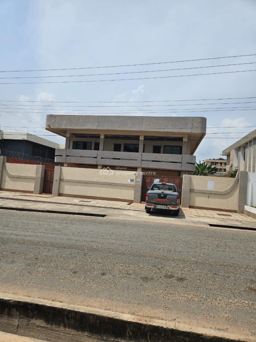 7 Bedrooms at Achimota, Maple Leafs Area, Achimota, Accra, Detached Duplex for Sale
