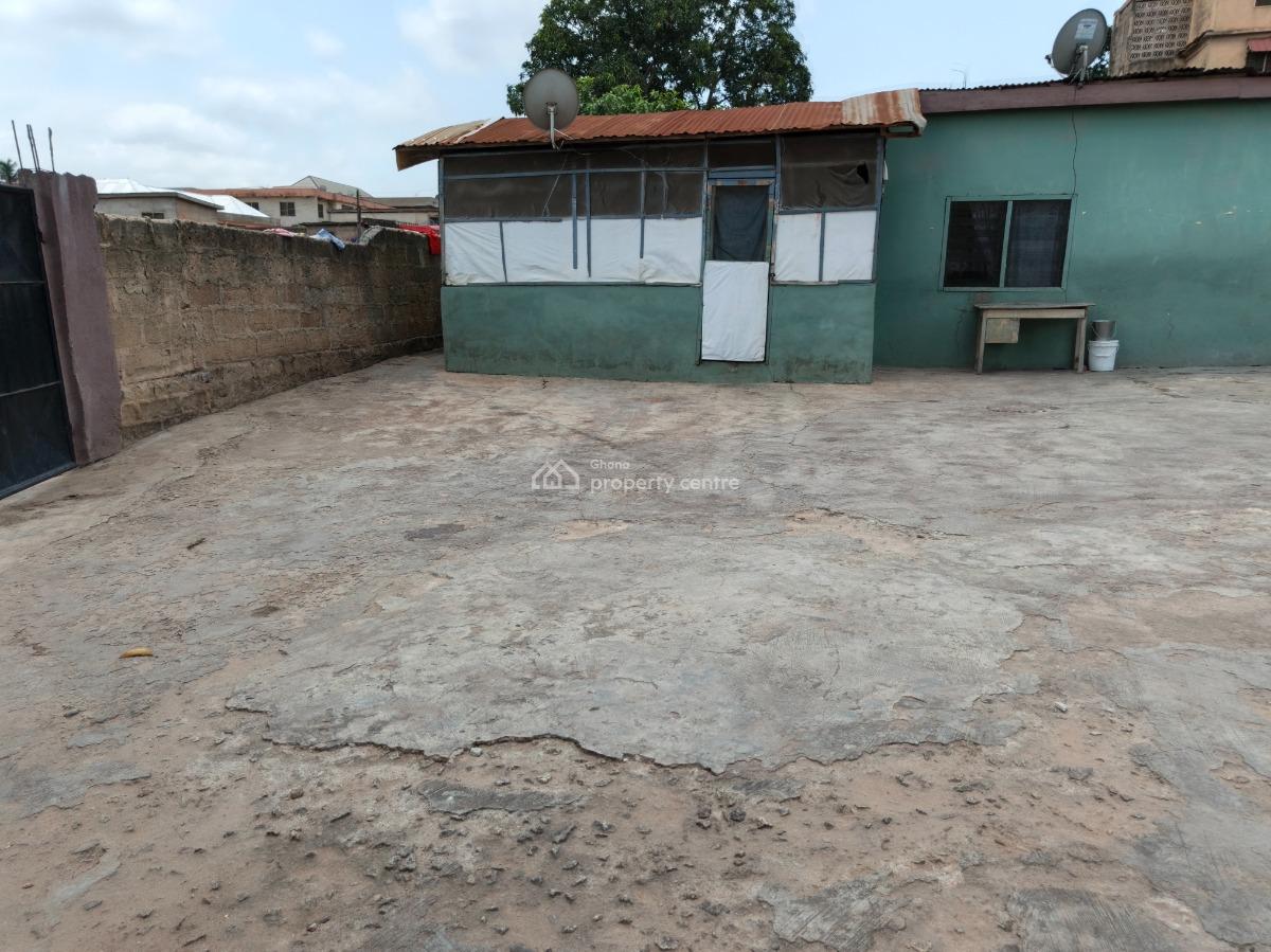 9 Bedrooms.   ( Atonsu Monaco), Atonsu Monaco, Near Ahinsan, Asokwa, Ahodwo., Kumasi Metropolitan, Ashanti, House for Sale