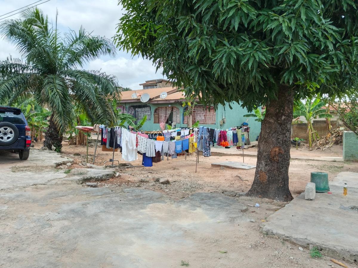 9 Bedrooms.   ( Atonsu Monaco), Atonsu Monaco, Near Ahinsan, Asokwa, Ahodwo., Kumasi Metropolitan, Ashanti, House for Sale