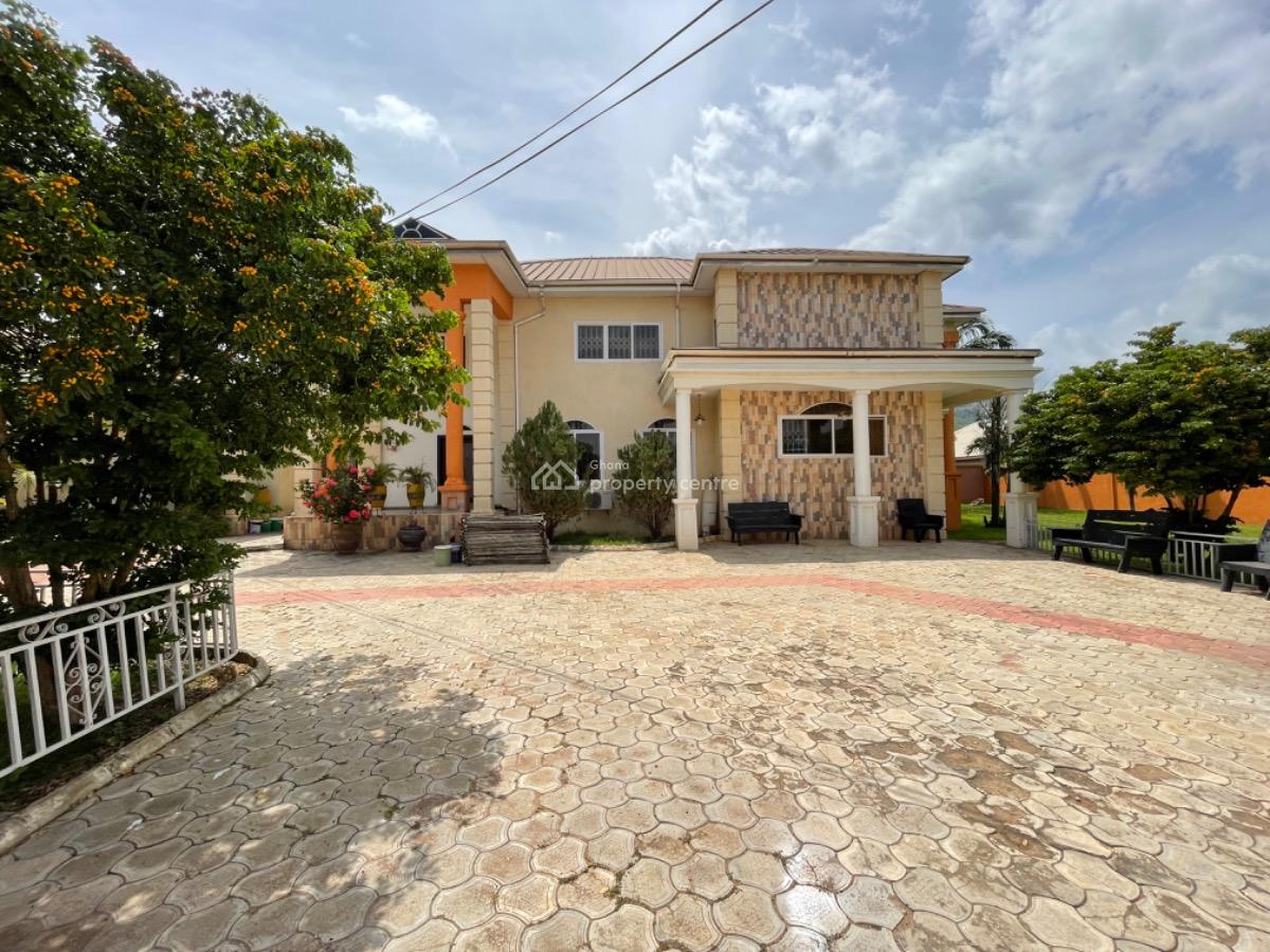 5 Bedrooms House with 2 Bedrooms Boys Quarters, Ayi Mensah, Oyarifa, La Nkwantanang Madina Municipal, Accra, Detached Duplex for Sale