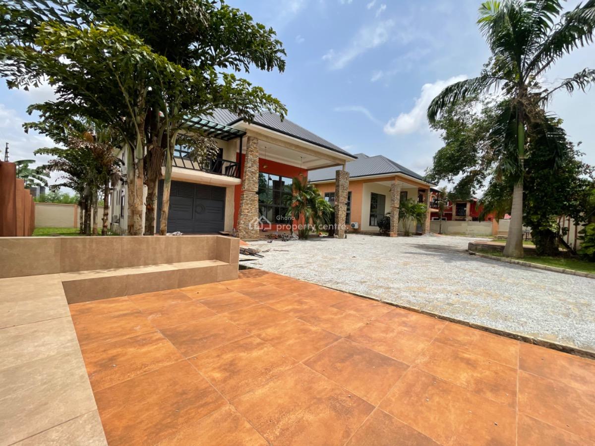 2 Units of 4 Bedrooms Townhouses with Boys Quarters, Ayi Mensah, Oyarifa, La Nkwantanang Madina Municipal, Accra, Townhouse for Sale