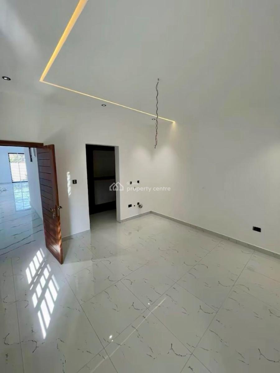 4 Bedroom House with 1 Boys Quarters, Oyarifa, La Nkwantanang Madina Municipal, Accra, House for Sale