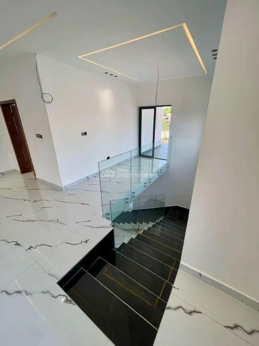 4 Bedroom House with 1 Boys Quarters, Oyarifa, La Nkwantanang Madina Municipal, Accra, House for Sale