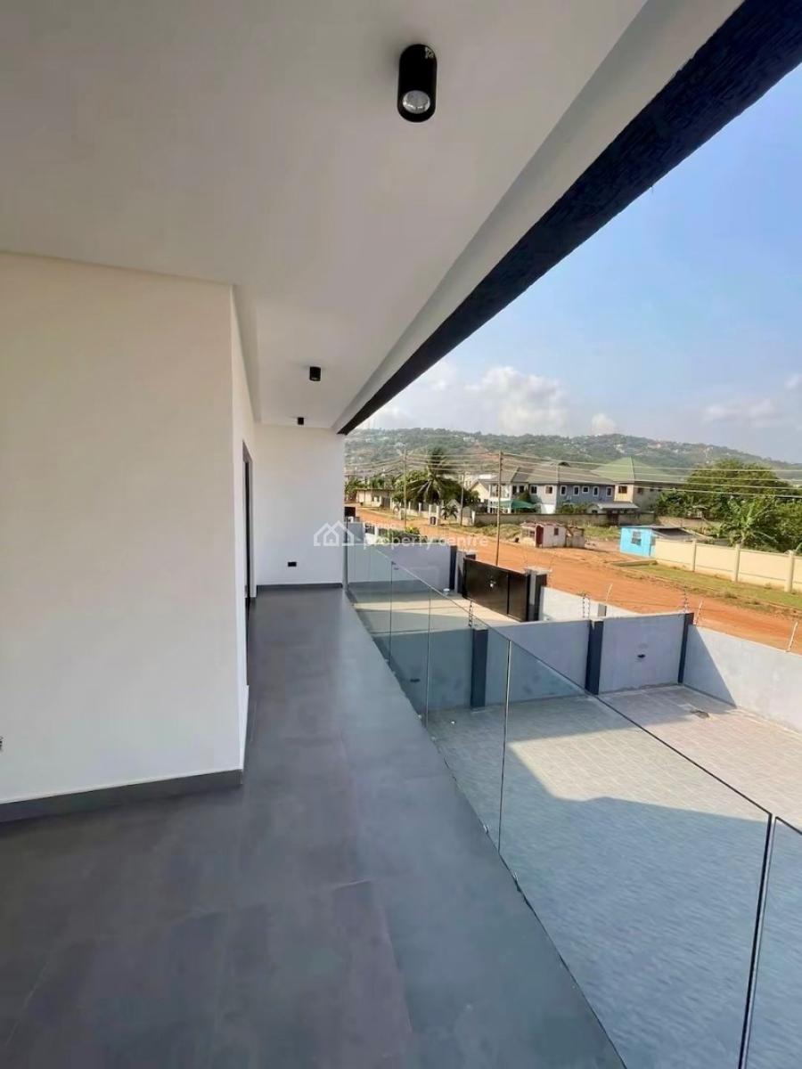 4 Bedroom House with 1 Boys Quarters, Oyarifa, La Nkwantanang Madina Municipal, Accra, House for Sale