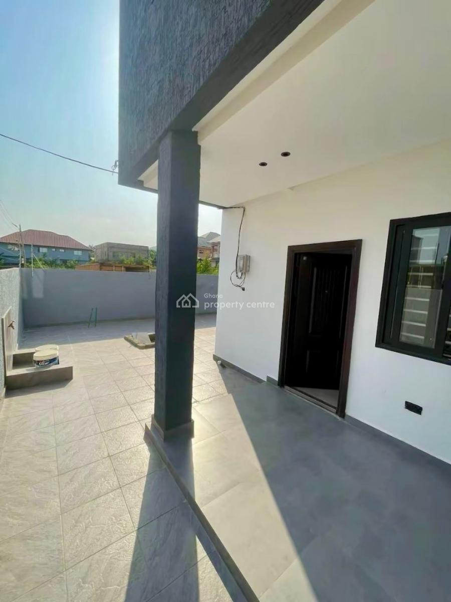 4 Bedroom House with 1 Boys Quarters, Oyarifa, La Nkwantanang Madina Municipal, Accra, House for Sale