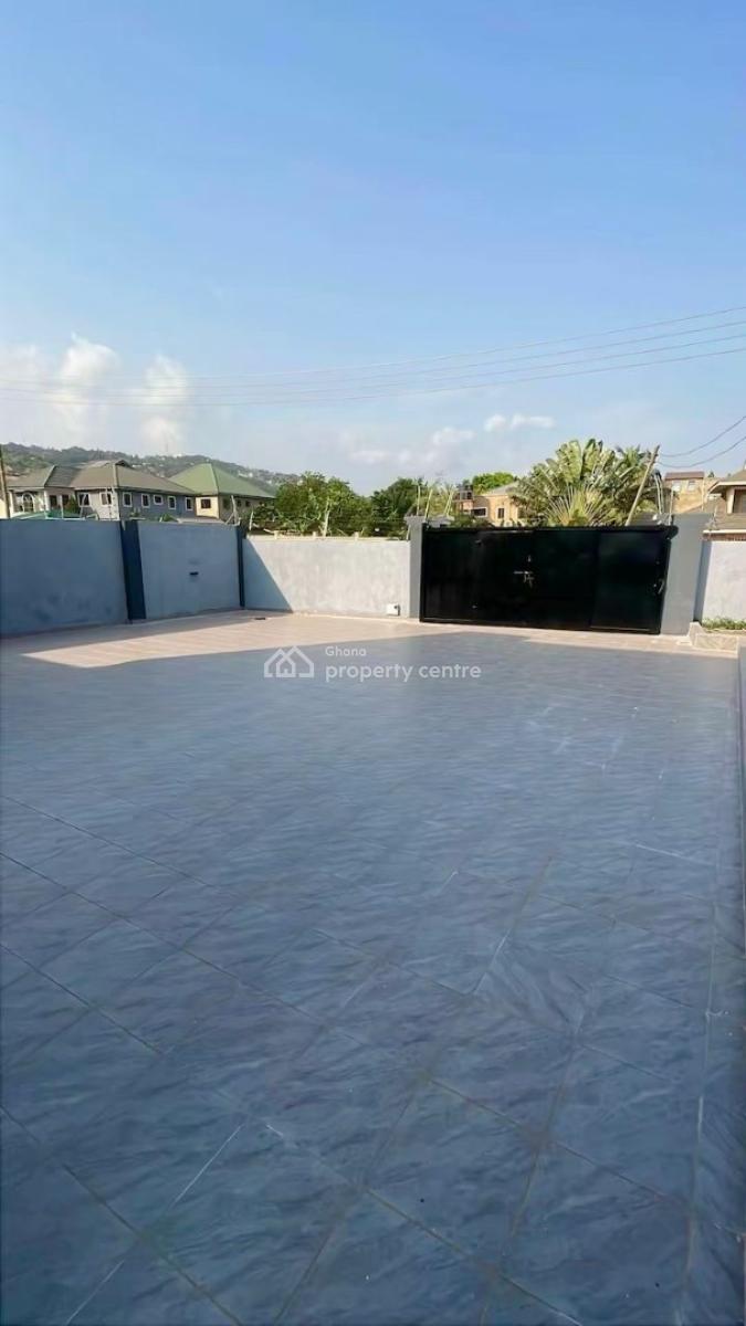 4 Bedroom House with 1 Boys Quarters, Oyarifa, La Nkwantanang Madina Municipal, Accra, House for Sale