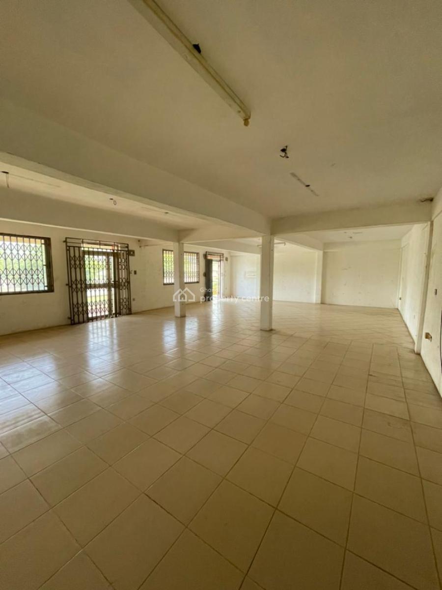 Office Space, Oyarifa, La Nkwantanang Madina Municipal, Accra, Commercial Property for Rent