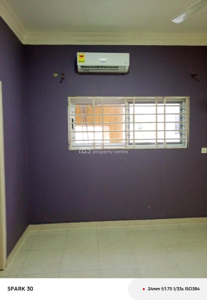 2 Bedrooms Self- Contain, Osu Oxford Street, Osu, Accra, Apartment for Rent