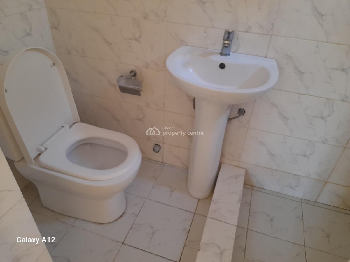 4 Bedroom Self-contain, Labadi Liberty School, La (labadi), La Dade Kotopon Municipal, Accra, Apartment for Rent