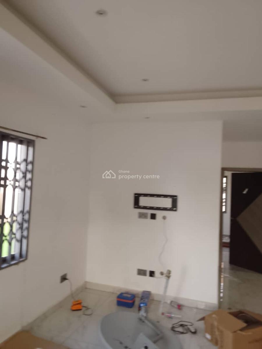 2 Bedroom Self Compound, Tse Addo Round About, Tse Addo, Accra, Apartment for Rent