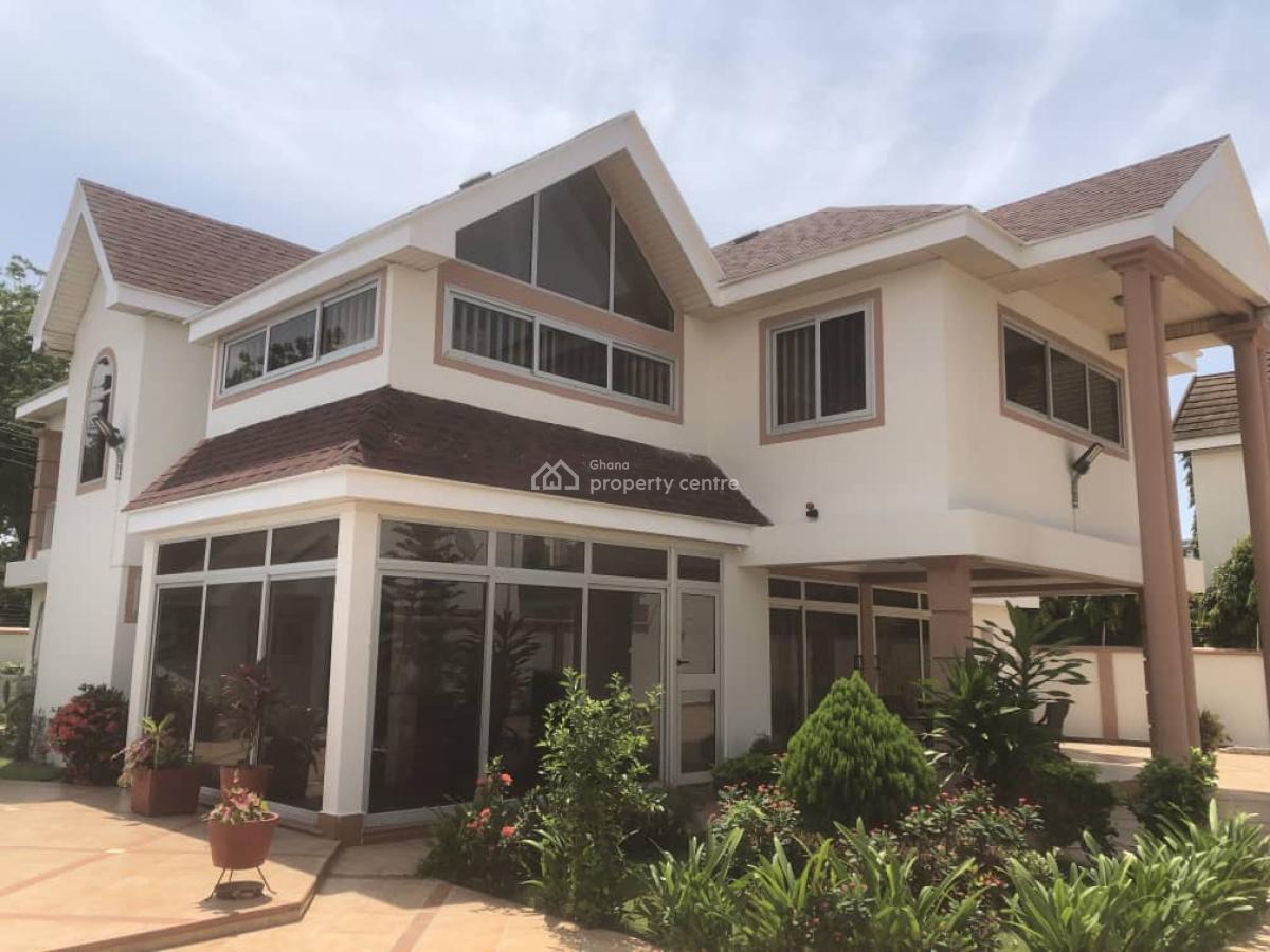 Executive 4 Bedroom House, Osu Oxford Street, Osu, Accra, Apartment for Rent