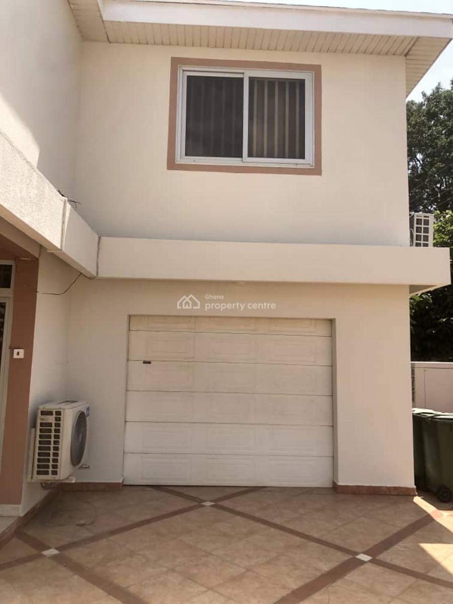 Executive 4 Bedroom House, Osu Oxford Street, Osu, Accra, Apartment for Rent