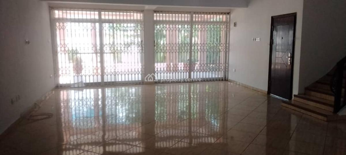 Executive 4 Bedroom House, Osu Oxford Street, Osu, Accra, Apartment for Rent