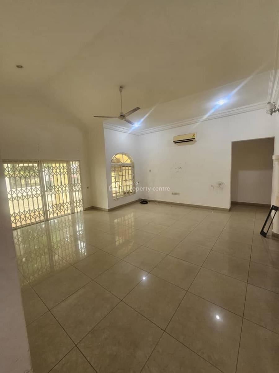 4 Bedroom House at East Airport, East Airport, East Airport, Airport Residential Area, Accra, Detached Duplex for Rent