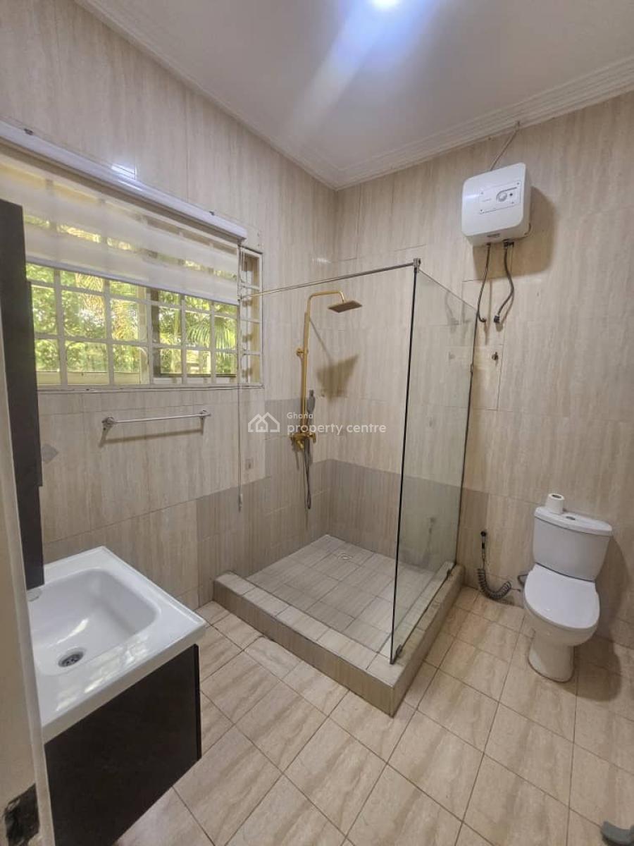 4 Bedroom House at East Airport, East Airport, East Airport, Airport Residential Area, Accra, Detached Duplex for Rent