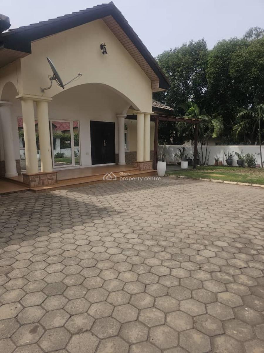 4 Bedroom House at East Airport, East Airport, East Airport, Airport Residential Area, Accra, Detached Duplex for Rent