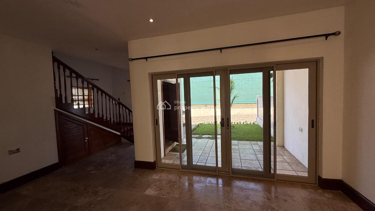 Furnished 3 Bedroom Duplex with a Private Pool, in a Gated Community, Airport Residential Area, Accra, Semi-detached Duplex for Rent