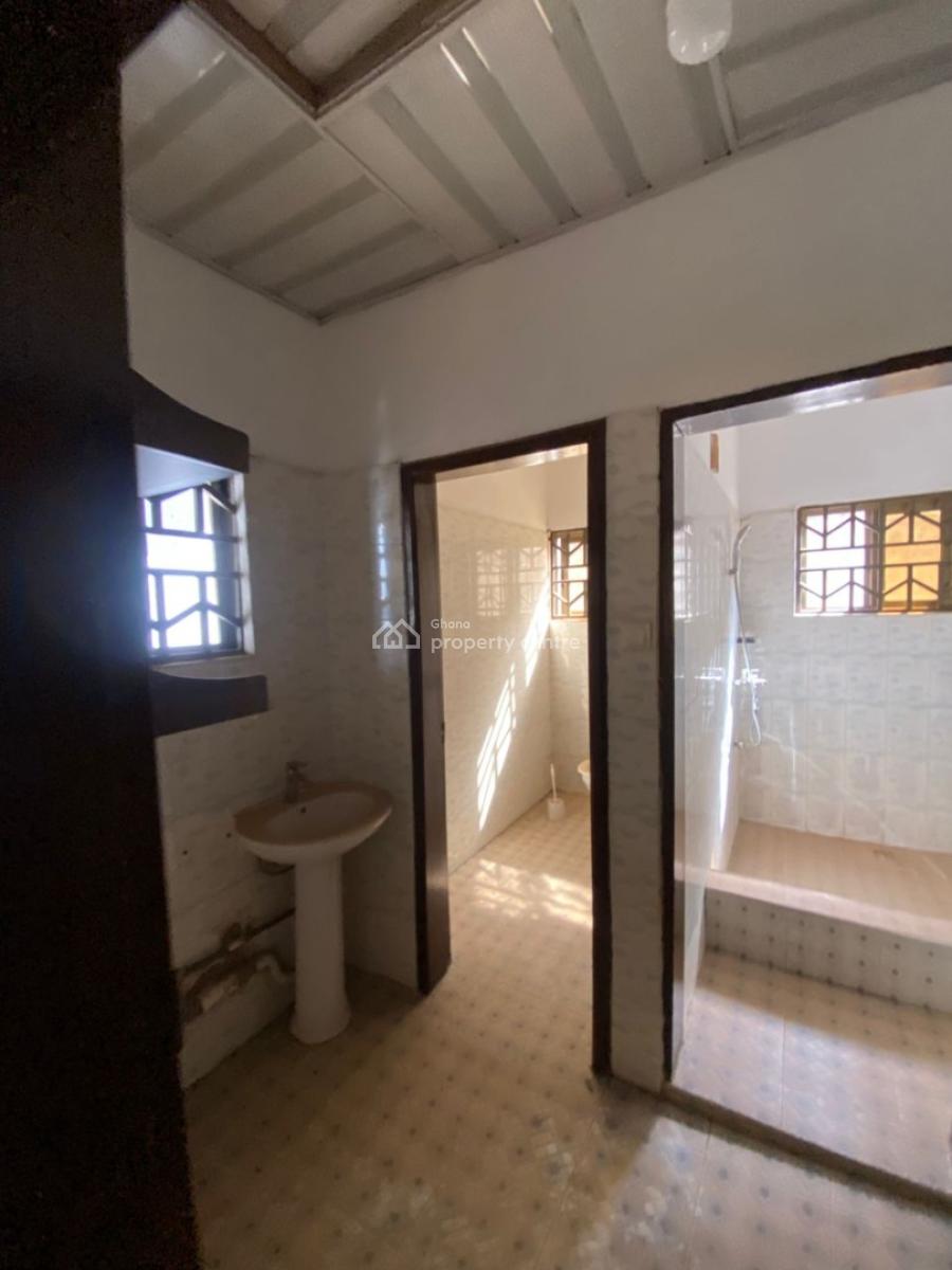 3 Bedrooms Apartment, Agbogba Cemetery Junction, Adwinsa Street, La Nkwantanang Madina Municipal, Accra, Apartment for Rent