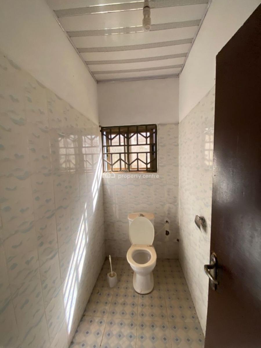 3 Bedrooms Apartment, Agbogba Cemetery Junction, Adwinsa Street, La Nkwantanang Madina Municipal, Accra, Apartment for Rent