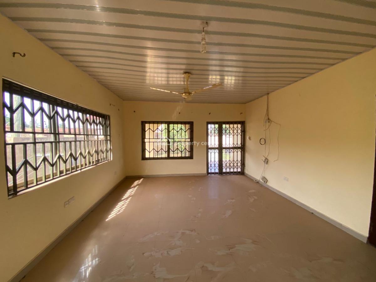 3 Bedrooms Apartment, Agbogba Cemetery Junction, Adwinsa Street, La Nkwantanang Madina Municipal, Accra, Apartment for Rent
