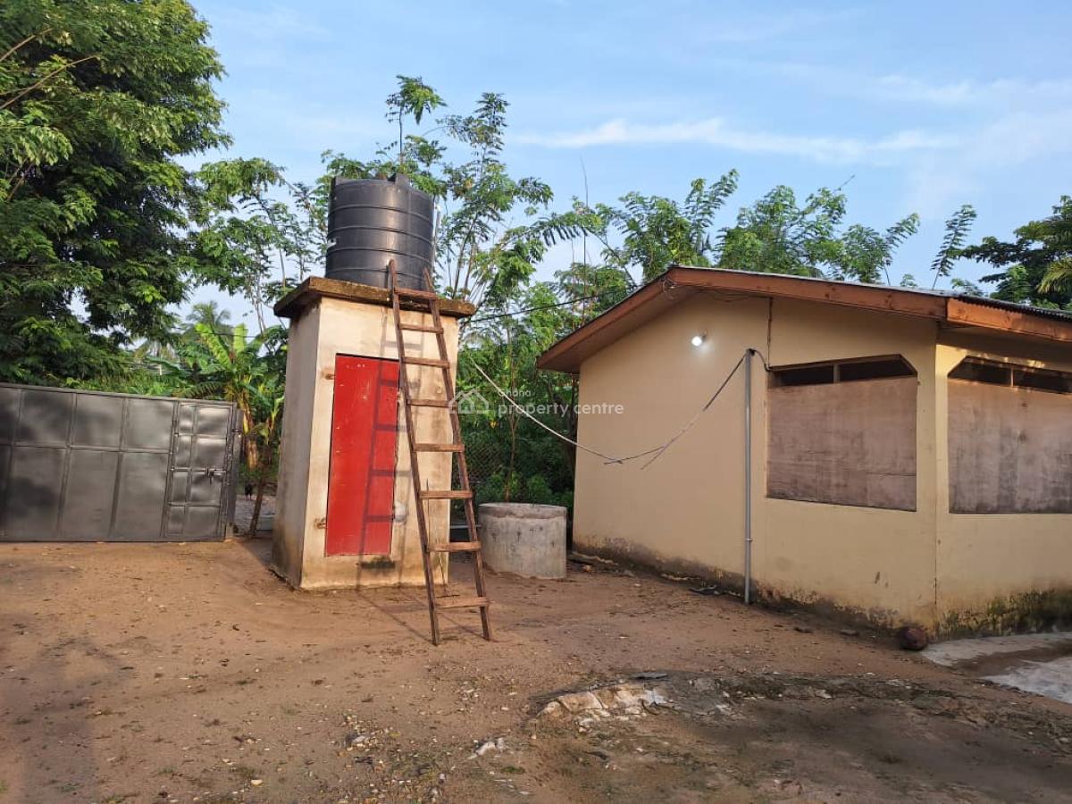 Fully Fitted Pig Farm House, Koforidua, Eastern Region, Mixed-use Land for Sale