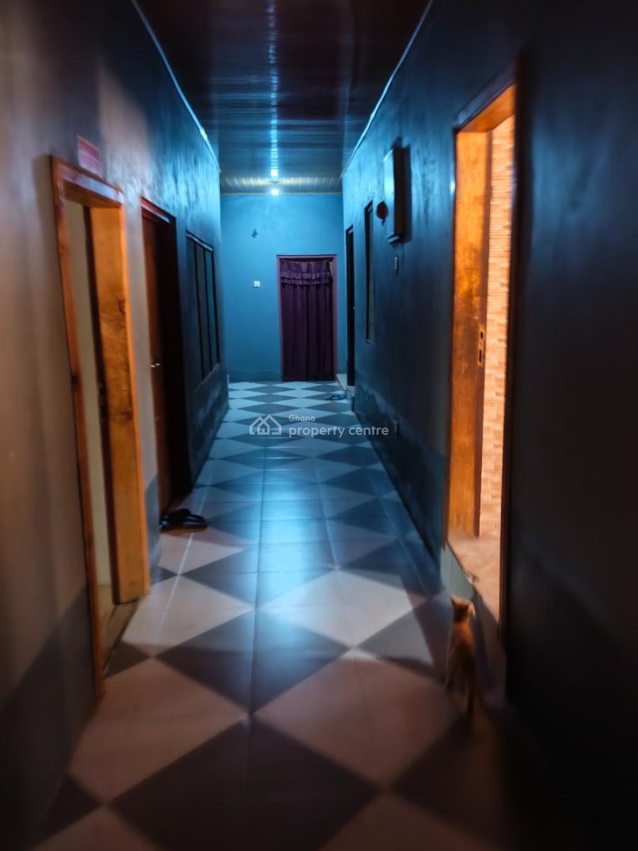 9 Bedrooms House, Abuakwa, Near Sofoline Tanoso., Kumasi Metropolitan, Ashanti, House for Sale