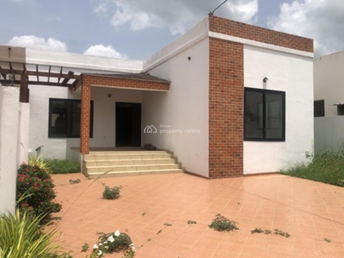 3 Bedroom in a Gated Estate with 24hr Security, Oyarifa Mall Main Road, Oyarifa, La Nkwantanang Madina Municipal, Accra, Detached Duplex for Sale