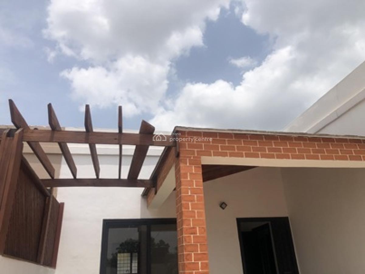 3 Bedroom in a Gated Estate with 24hr Security, Oyarifa Mall Main Road, Oyarifa, La Nkwantanang Madina Municipal, Accra, Detached Duplex for Sale