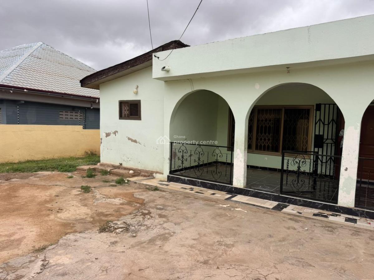 2 Bedrooms at Achimota Mile7, Mile7, Achimota, Accra, Detached Bungalow for Rent