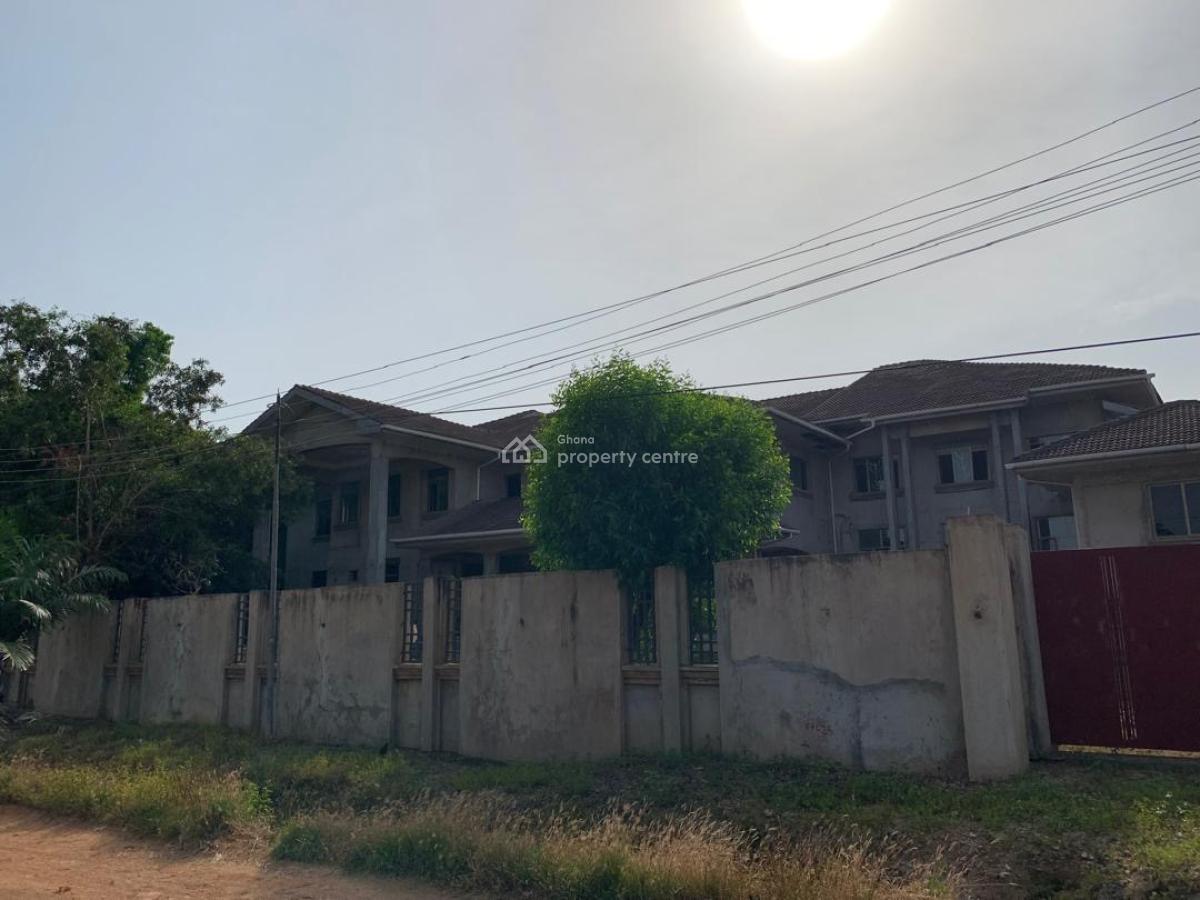 12 Bedrooms on 6 Plots at East Airport, East Airport, East Airport, Airport Residential Area, Accra, Detached Duplex for Sale