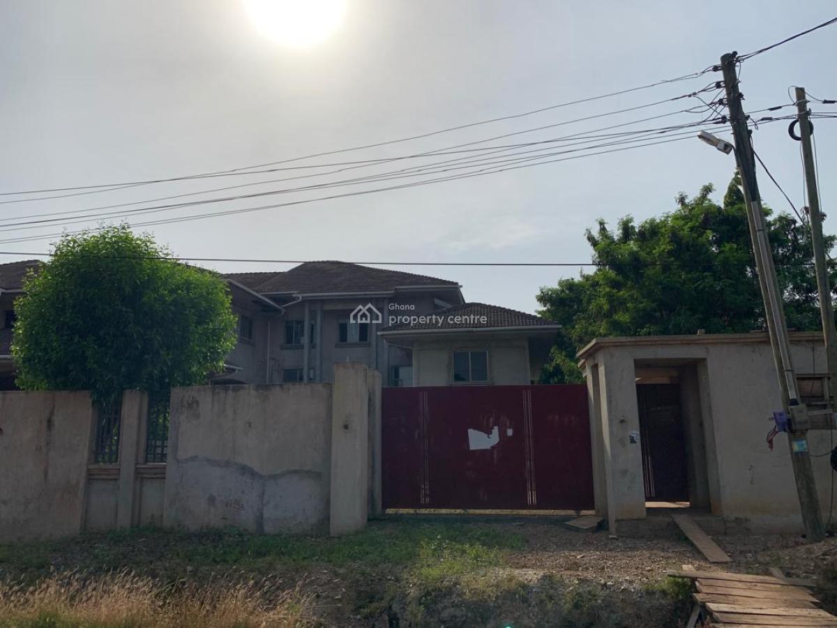 12 Bedrooms on 6 Plots at East Airport, East Airport, East Airport, Airport Residential Area, Accra, Detached Duplex for Sale