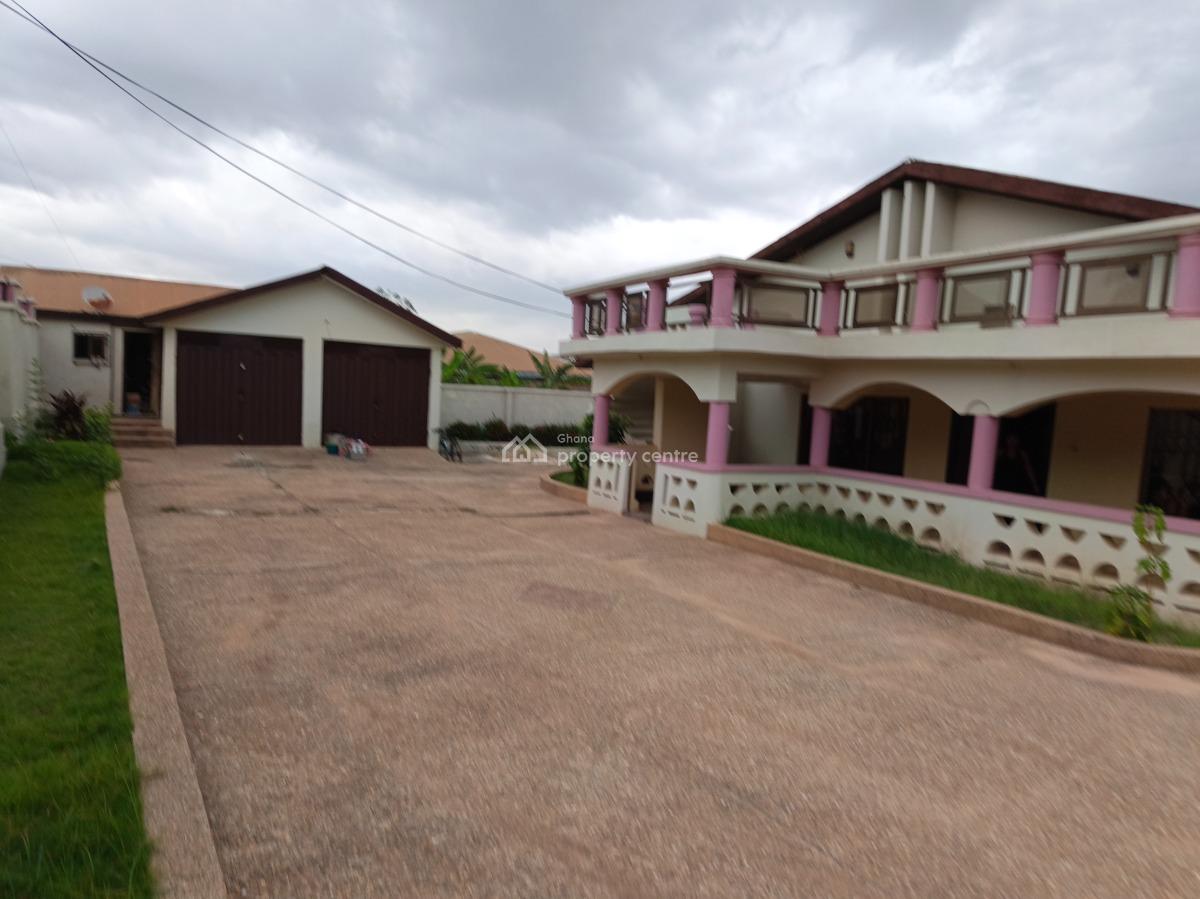 5 Bedroom House ( Near Knust), Ayeduase/ Twumduase. Near Knust., Kumasi Metropolitan, Ashanti, House for Sale