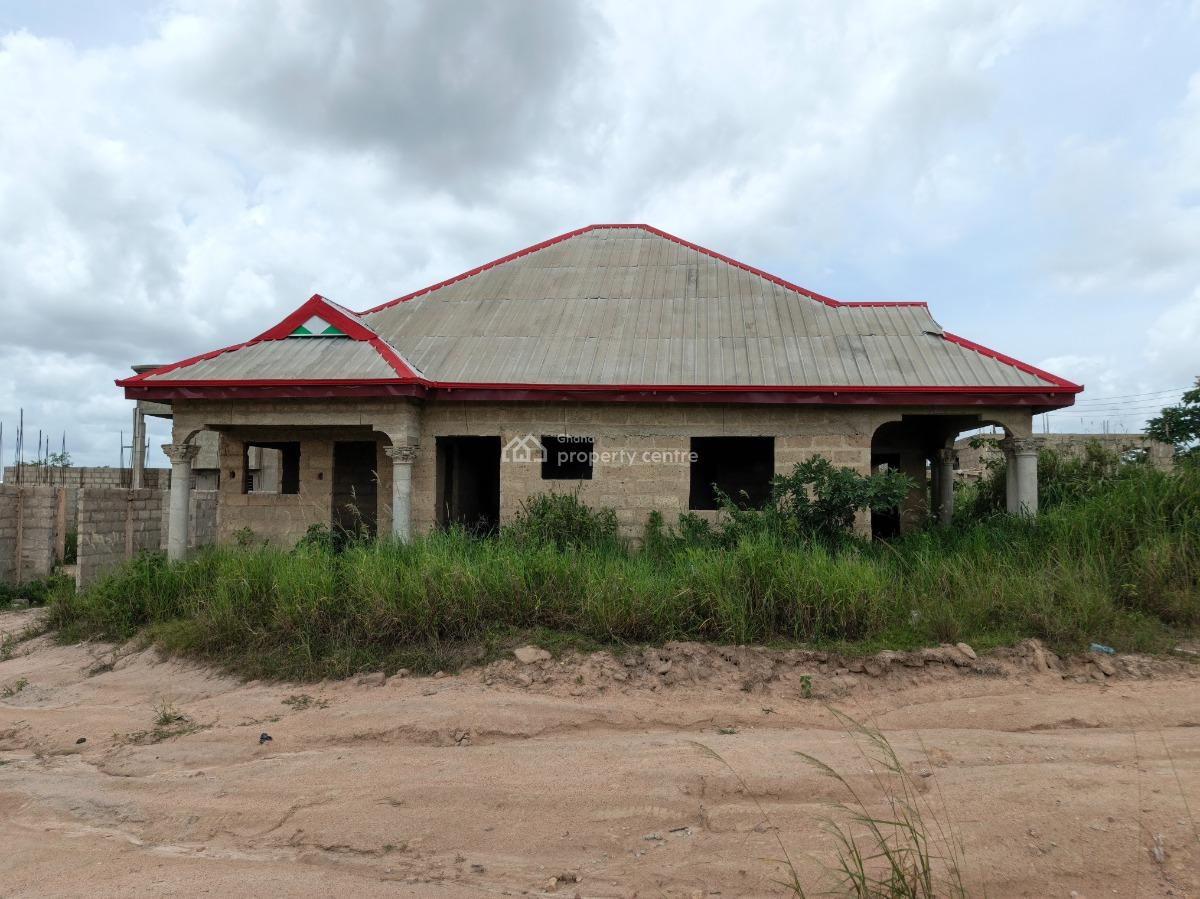 4 Bedrooms, Adesina, Near Kenyasi Abrem., Kumasi Metropolitan, Ashanti, House for Sale